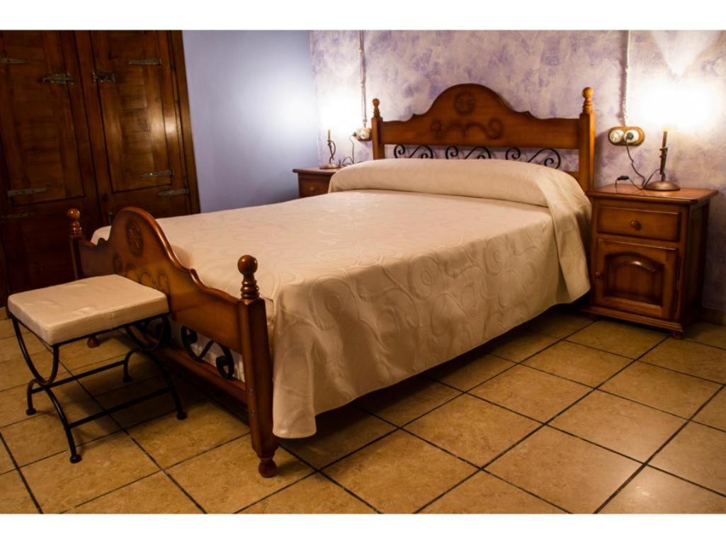 Masia Los Camineros Cella Exteriér fotografie